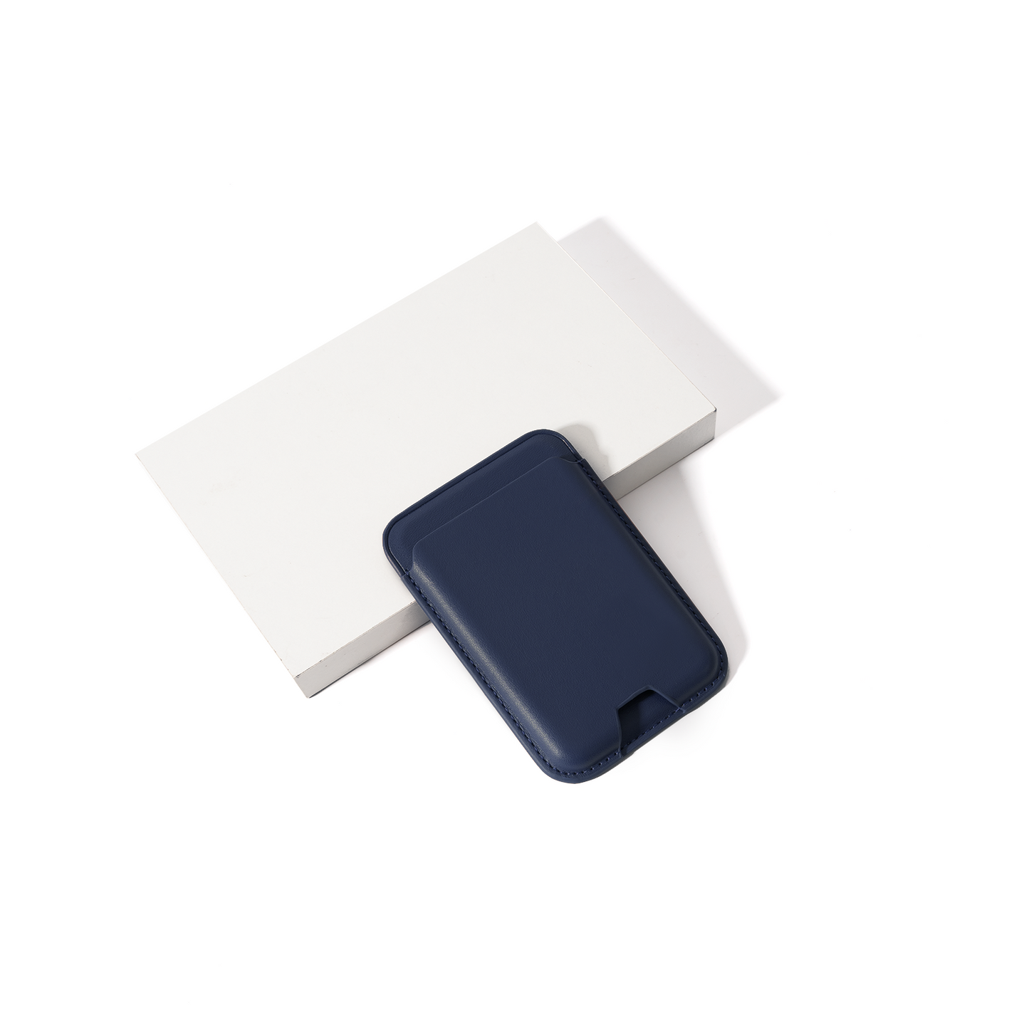 MagSafe wallet card capacity