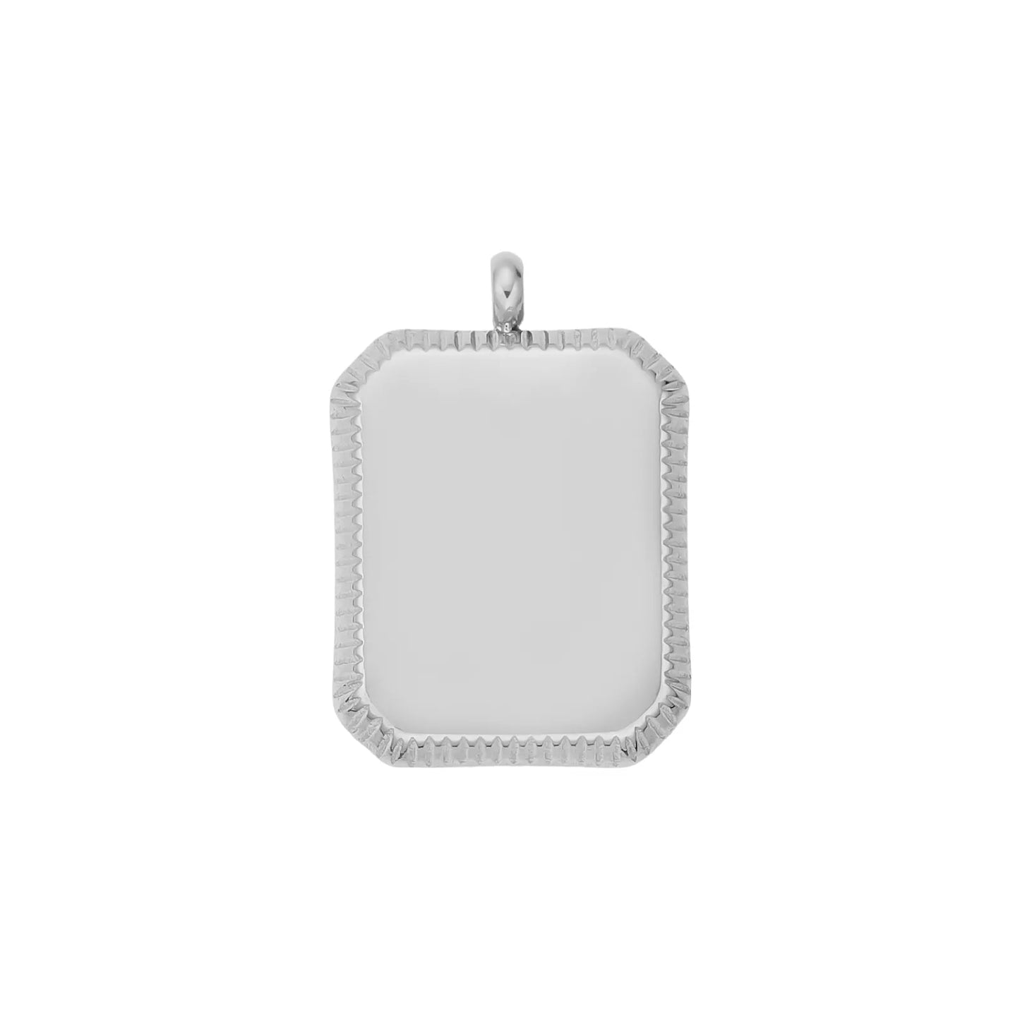 Square pendant necklace detail