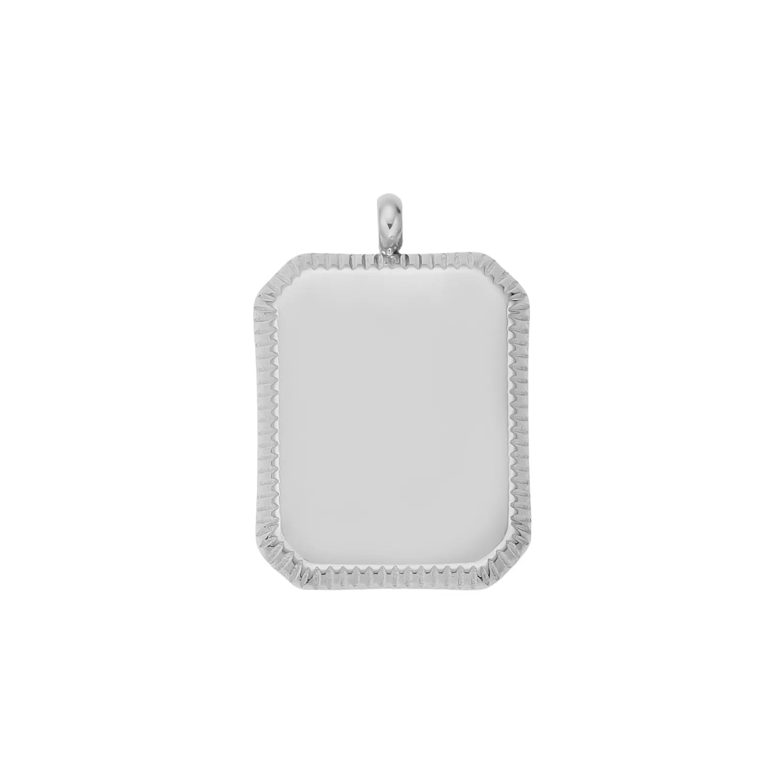 Square pendant necklace detail