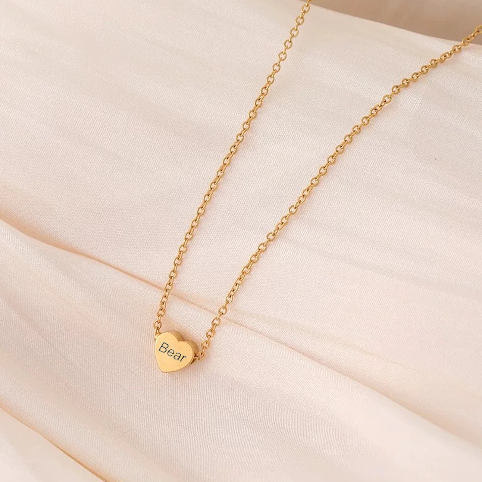 Heart necklace, silver